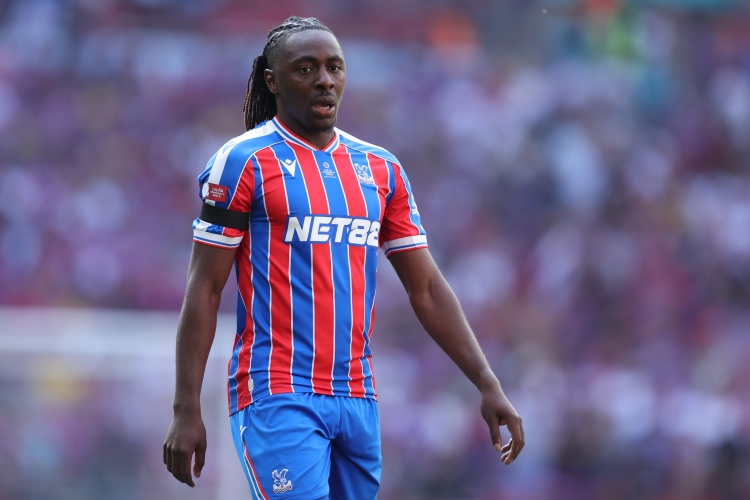 pg电子-泰晤士报：埃泽对阵阿森纳登场存疑 女王公园巡游者将获15%转会分成