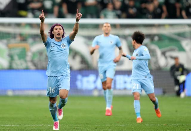 3年3次冲超终圆梦中超 被国安抛弃的李智工体成名