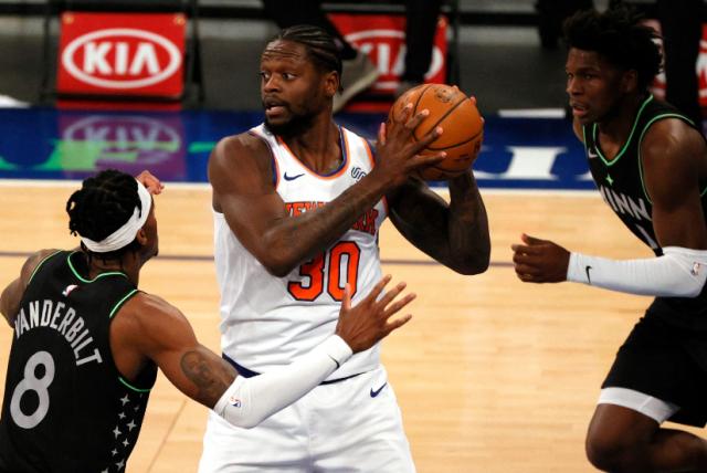 尼克斯是否应该顶薪续约兰德尔？联盟GM意见不一