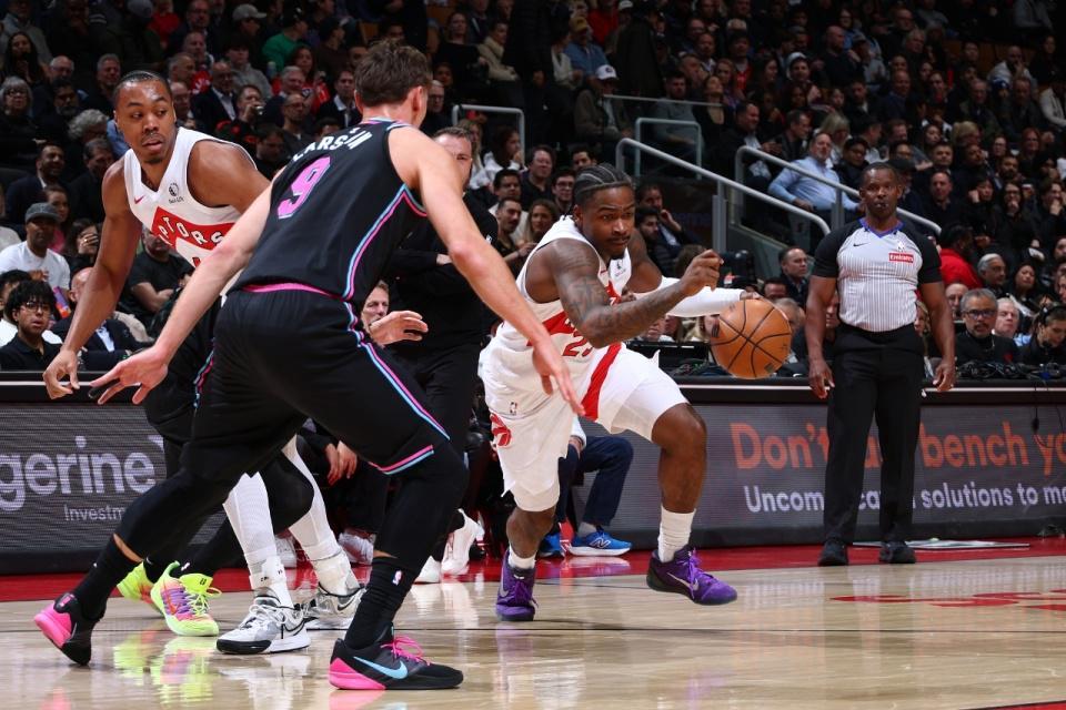 pg电子-锁定连4年打附加赛！热火遭猛龙三杀 巴恩斯25+8+5热巴13中2